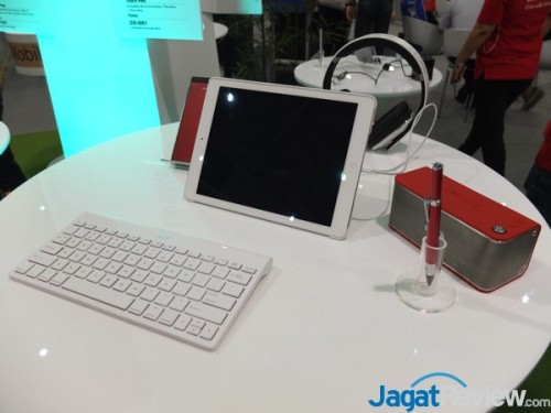 Genius_COMPUTEX2014_day120