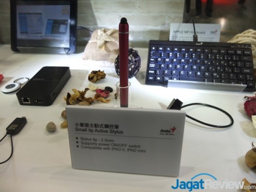 Genius_COMPUTEX2014_day125