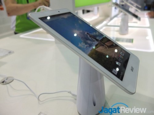 Computex 2014 Booth Raid: Acer 2 !Iconia_Tab8_1