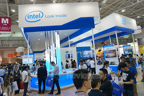 Intel Booth Raid Booth