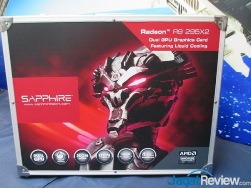 Computex 2014 Booth Raid: Sapphire 18 Sapphire_COMPUTEX2014_42