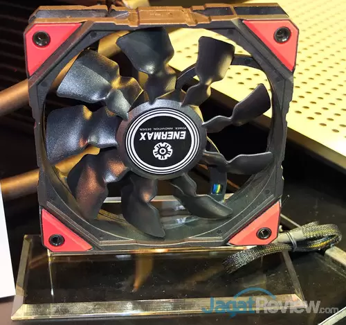 booth raid enermax liqmax ii fan