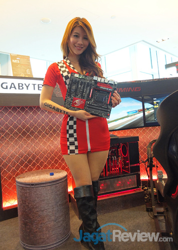 Booth Babes Computex 2014: PART 2 ⢠Jagat Review