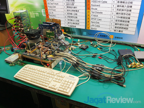 gigabyte @computex 2014 factory tour 27