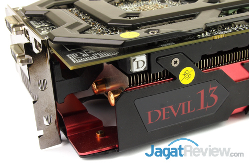 Review PowerColor Devil 13 Dual Core R9 290X: Gaming Super Kencang dengan Dual Hawaii XT 2 powercolor devil 13 dc r9 290x dual bios button