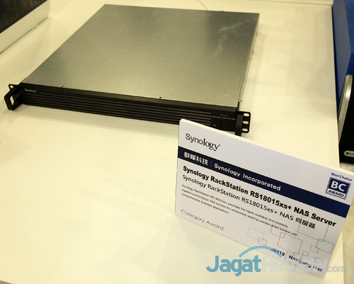 synology rackstation rs18015xs+ nas server