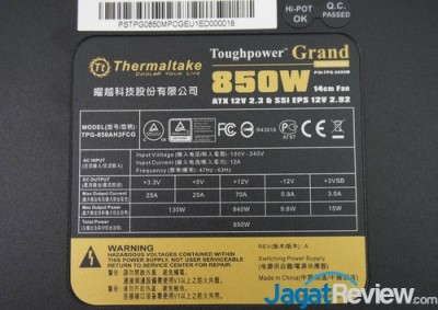 Hands-On Review: Thermaltake Toughpower Grand 850 Watt! 4 DSC09441