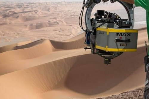Star-Wars-set-photo-IMAX-camera-Tatooine