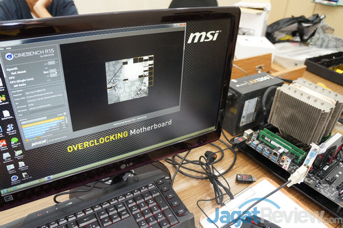 Hands-on Review & Overclocking Intel Core i7-5960X 'Haswell-E': 8-Core Monster 1 DSC09850s