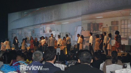 Drama musikal yang dibawakan oleh direksi dan karyawan Datascrip menjadi salah satu suguhan hiburan di acara perayaan HUT ke-45 perusahaan tersebut.