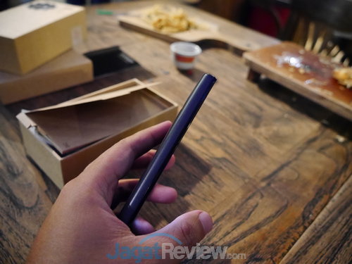 Unboxing Xiaomi Redmi 1s Bareng Komunitas Indosat 10 Unboxing Xiaomi Redmi 1s Indosat (1)