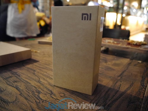 Unboxing Xiaomi Redmi 1s Bareng Komunitas Indosat 5 Unboxing Xiaomi Redmi 1s Indosat (10)