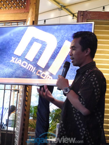 Unboxing Xiaomi Redmi 1s Bareng Komunitas Indosat 4 Unboxing Xiaomi Redmi 1s Indosat (2)
