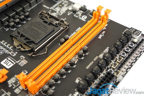 Preview GIGABYTE Z97 SOC Force LN2 Edition 2 DSC00088