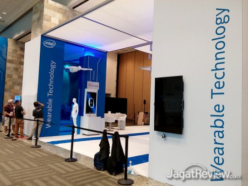 Wearable device tentu saja menjadi salah satu pusat perhatian di IDF 2014 ini.