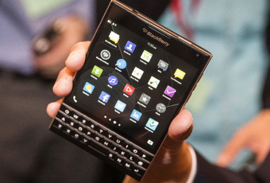 gopego Blackberrypassport big