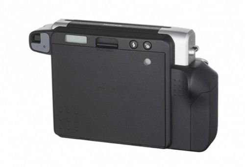 Fujifilm Luncurkan Instax Wide 300 Seharga 0 2 instant-camera-2