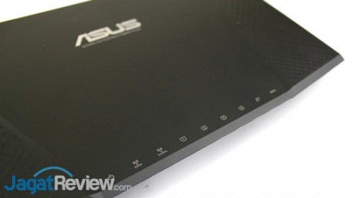Preview Router Asus RT-AC87U: Gagah dengan 4 Antena Unik 9 Asus RT-AC87U - 09