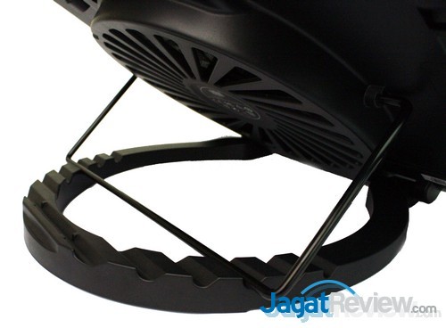 Hands-On Review Cooler Master ErgoStand III: Notebook Cooler yang Kaya Fitur 4 Cooler Master Ergostand III_6
