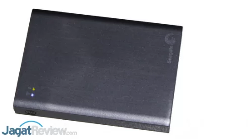Review Seagate Wireless Plus 2TB: Wireless Storage dengan Dukungan Cloud 1 Seagate Wireless Plus 08