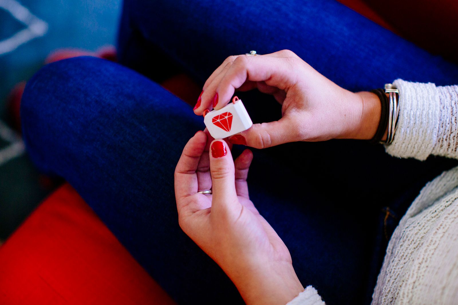 Dorothy, Perangkat Wearable untuk Sepatu Anda 14 dorothy ruby