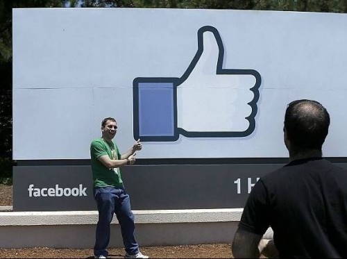 Facebook Makin Serius Awasi Keberadaan Digital Life Tech Tips Facebook Targeting