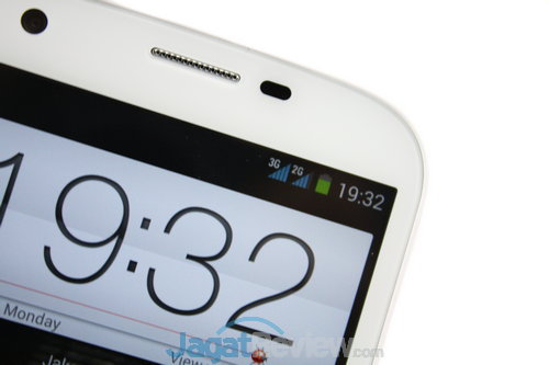 Review Bolt Powerphone ZTE V9820: Smartphone Android 4G dengan Fitur DSDA 4 Bisa menggunakan SIM-Card lain