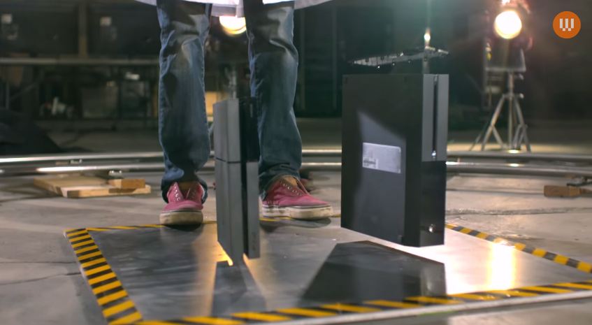 Xbox One Lebih Tahan Banting Daripada Playstation 4 4 ps 4 vs xbox one durability test wired