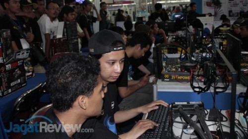 AOCT 2014 The Final Battle: Inilah Jawara dari Motherboard Challenge MSI 2 AOCT 2014 The Final Battle - Day 2 (009)