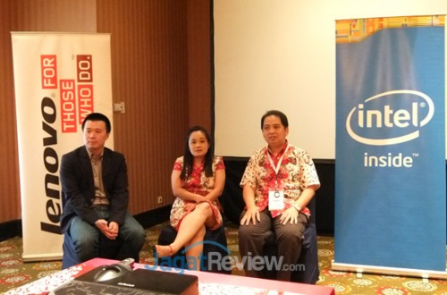 Kiri-Kanan: Yohan Wijaja, Head of Sales MNC, Intel Indonesia; Irene Santosa, SMB Director, Lenovo Indonesia; Azis Wonosari, 