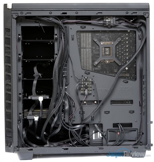 NZXT H440 Razer 41