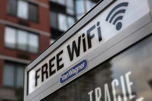 Grup Ternama Ingin Blokir Sinyal WiFi dari Luar Hotel Mereka 1 NYC To Turn Some Of Its 12,000 Phone Booths Into Free Wifi Spots