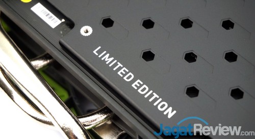Unboxing: MSI GTX 960 Gaming 100 Million Edition 5 DSC09701