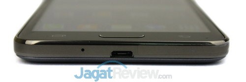Review Galaxy Grand Prime: Smartphone Android Mainstream 64-bit Pertama Samsung 19 Di bawah, ada slot microUSB