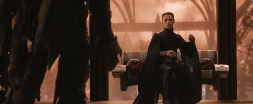 Review Film Jupiter Ascending: Gadis Tak Terduga Rupanya Puteri Jagat Angkasa 3 4