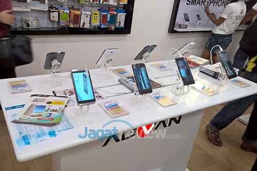Advan 17th Experience Zone - Smartphone