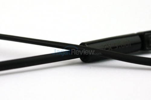 Review Sennheiser CX 5.00i: Suara Indah Berbalut Kemasan Elegan 4 Kabel pipih memanjang dirancang untuk menghilangkan kusut ketika digulung