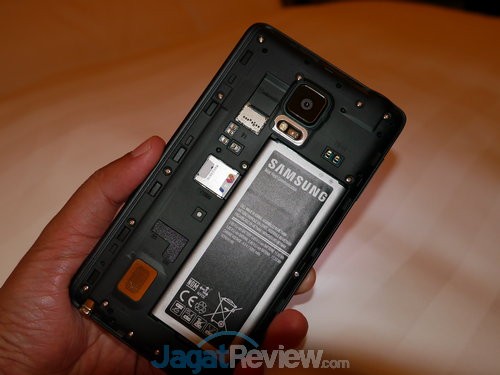 Samsung Galaxy Note Edge JAgatReview (3)