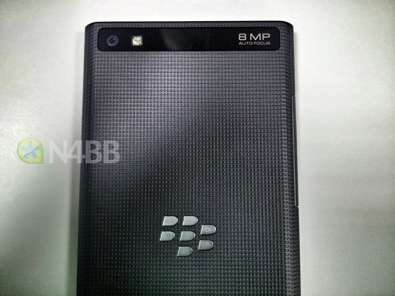 blackberry leap 3