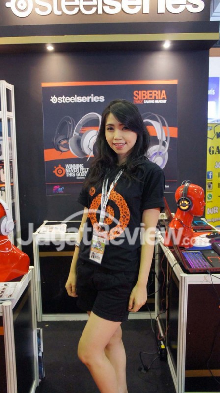 Booth Babes MBC - FOCUS 2015 (5)