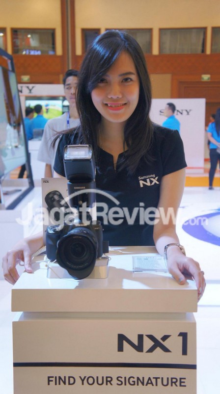 Booth Babes MBC - FOCUS 2015 (7)