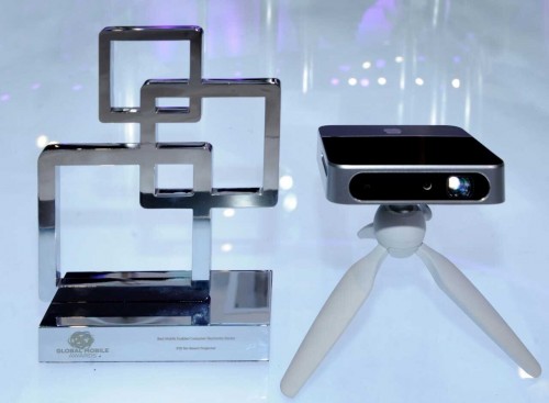 ZTE's_smart_projector_wins_'Best_Mobile_Enabled_Consumer_Electronics_Device'__MWC_2015