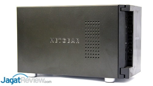 NetGear RN10200 - 03