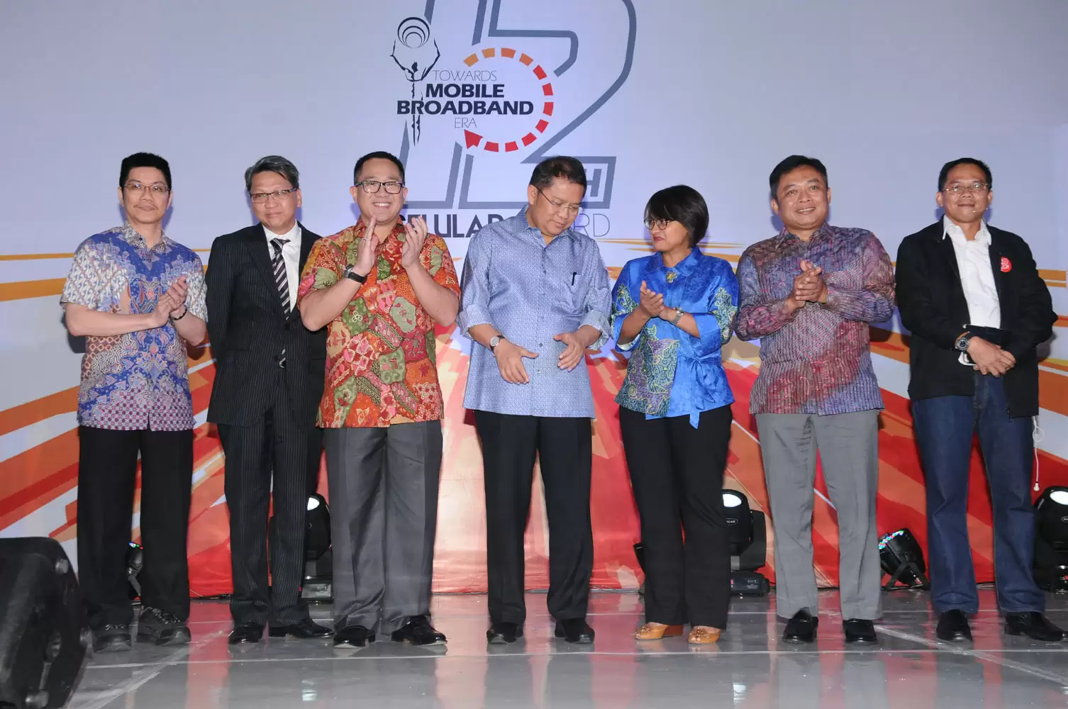 Direct Release: Penganugerahan Selular Award ke-12 Tahun 2015 “TOWARDS MOBILE BROADBAND ERA” 15 SA 2015 Diskusi 03