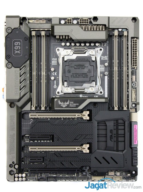 ASUS Sabertooth X99 17