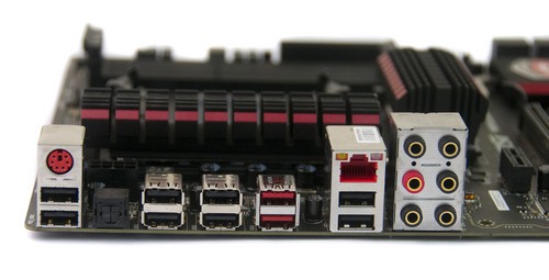 MSI_990FA_Gaming_14