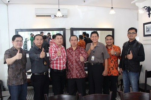 Direct Release: Biarkan Penjualan Produk Bajakan, Pengelola Pusat Perbelanjaan Dapat Didenda Hingga 100 Juta Rupiah 2 Sosialisasi UU Hak Cipta di Harco Mangga Dua - 01