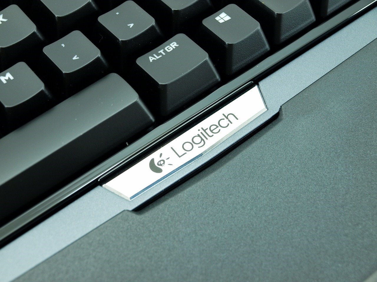 logitech