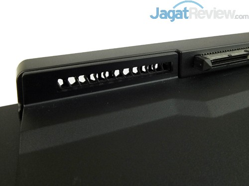 Review MSI GS30 2M Shadow: Notebook Tipis Bertenaga dengan Kinerja Gaming Kelas Desktop 14 msi gs30 2m shadow gaming dock notebook tray ventilation