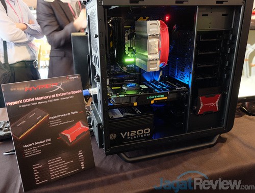 Computex 2015 Kingston HyperX Predator DDR4 16 GB 3333 MHz
